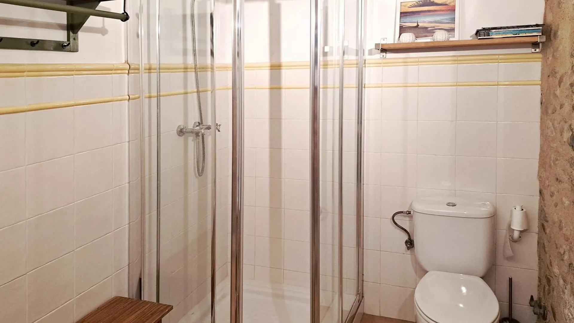 Masia Rustica Con Piscina En Torroella De Fluvia 0*,